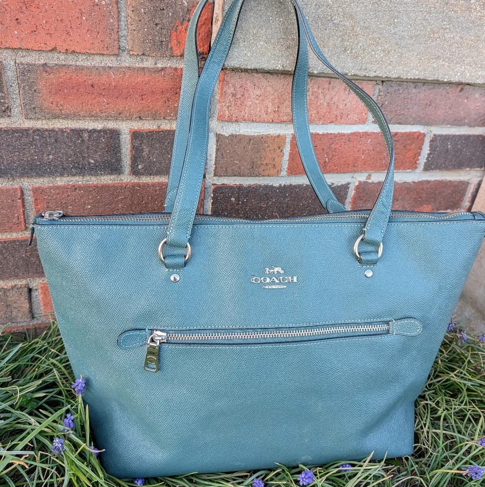 🥰EUC Coach #79608 Zip Top Teal Saffiano Leather Oversized Shoulder Tote Bag - Picture 11 of 16